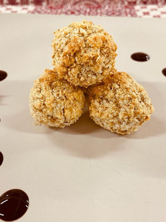 Una foto de Petit fours de coco y nueces