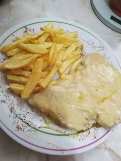 Una foto de Lomo en salsa de puerros