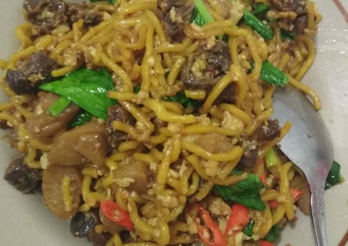 Mie goreng Kemiri pedas