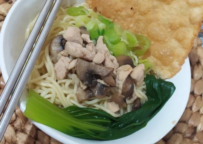 Mie Ayam Jamur (tanpa kecap manis)