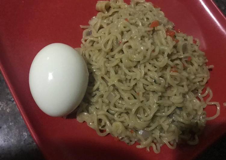 Peppered Noodles and Boiled egg