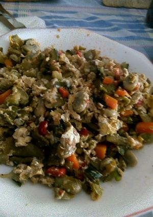Una foto de Variado de verduras, salteadas con huevos