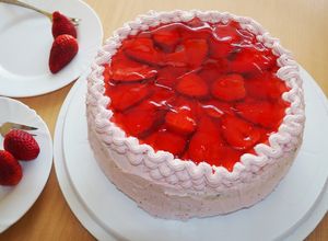 Mascarponés epertorta recept fotója