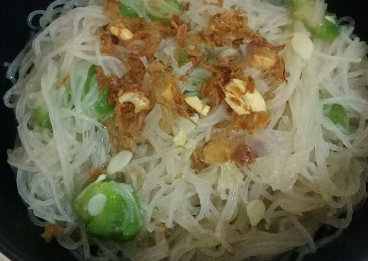 Bihun goreng gambas