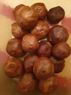 A picture of Energy balls.