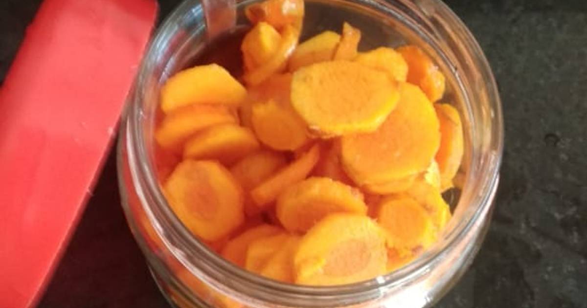 himanshukiran joshi દ્વારા રેસીપી લીલી હળદર નું અથાણું(Lili haldar