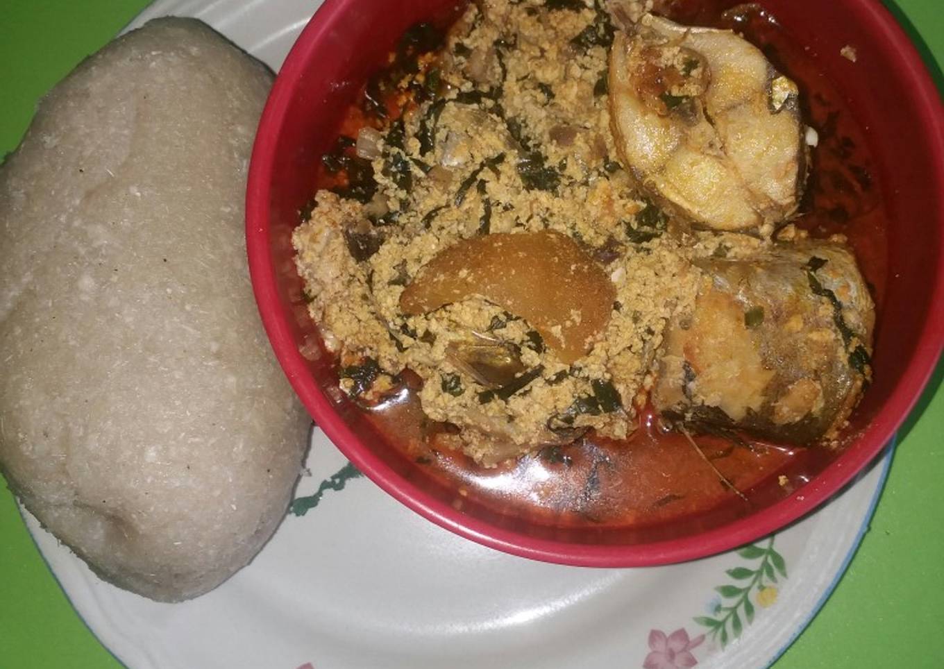 Egusi soup with mackerel & kpanla fish