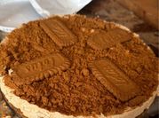 Una foto de tarta lotus queso