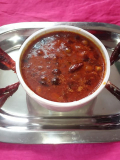 ஆந்திரா வத்த குழம்பு (Andhra vathakulambu recipe in tamil) செய்முறை முக்கிய புகைப்படம்