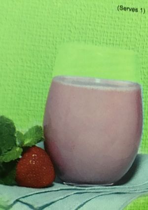 A picture of Strawberry Yoghurt shake.