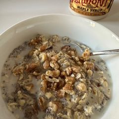 A picture of Overnight Oats.