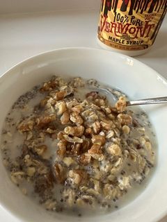 A picture of Overnight Oats.