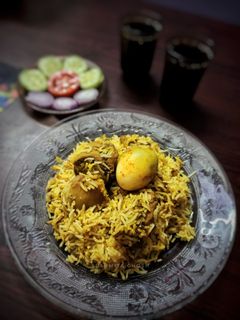 চিকেন বিরিয়ানী (chicken biriyani recipe in Bengali) রেসিপির প্রধান ছবি