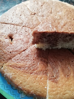 Una foto de Torta marmolada fácil