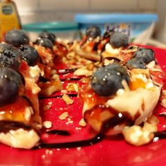A picture of Blueberry banana split.