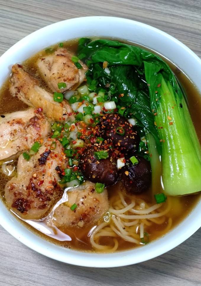 Hình của món Mì Ramen thịt gà.