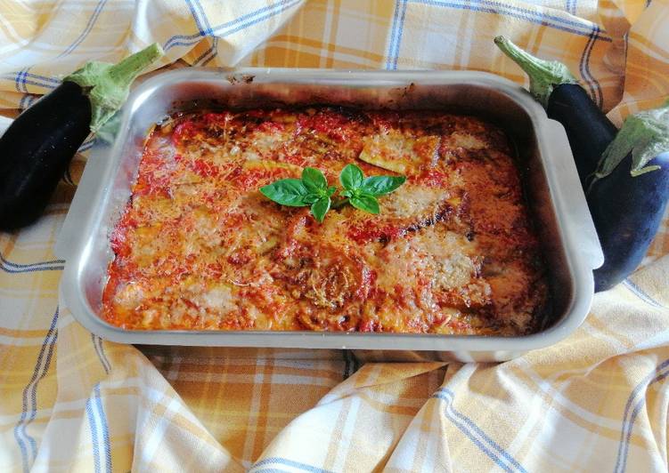 Recipe of Homemade Melanzane alla parmigiana 🍆