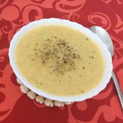 A picture of Creame of chicken soup.