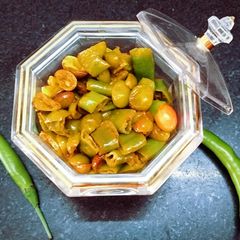 A picture of Karonde mirchi ka achaar/cranberry chilli pickle.