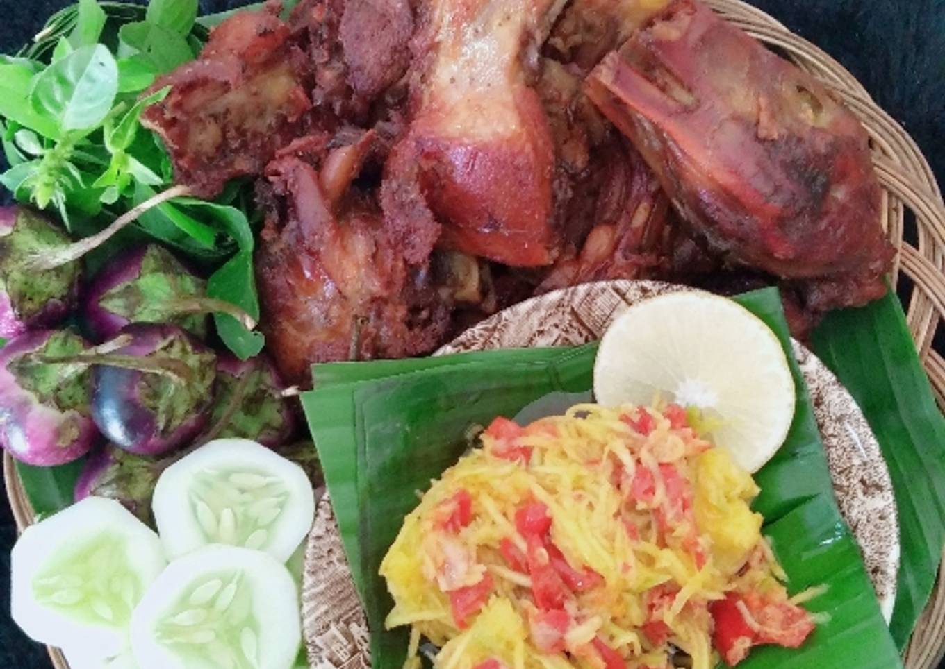 Bebek bacem goreng sambel pencit🦆