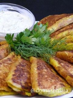 Фото Кабачковые чебуреки.