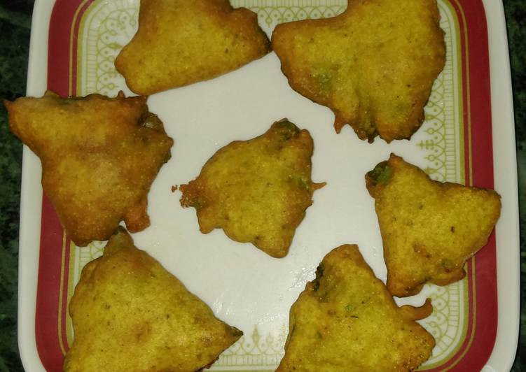 Stuffed palak pakoda
