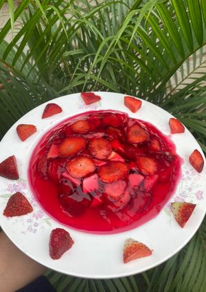 फ्रूट जेली (Fruit Jelly recipe in Hindi) रेसिपी मुख्य फोटो