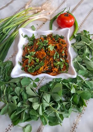 A picture of Lasooni Fenugreek.