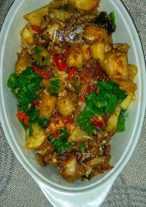 A picture of Stir fried yam.