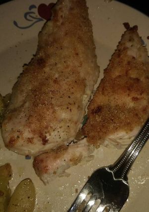 A picture of Breaded Parm Chicken.