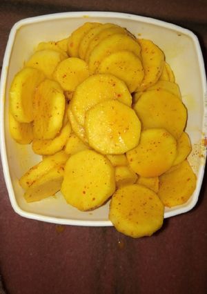 A picture of Radish pickle.