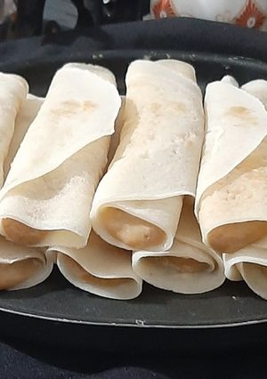 ক্ষীরের পাটিসাপটা (kheerer patisapta recipe in bengali) রেসিপির প্রধান ছবি