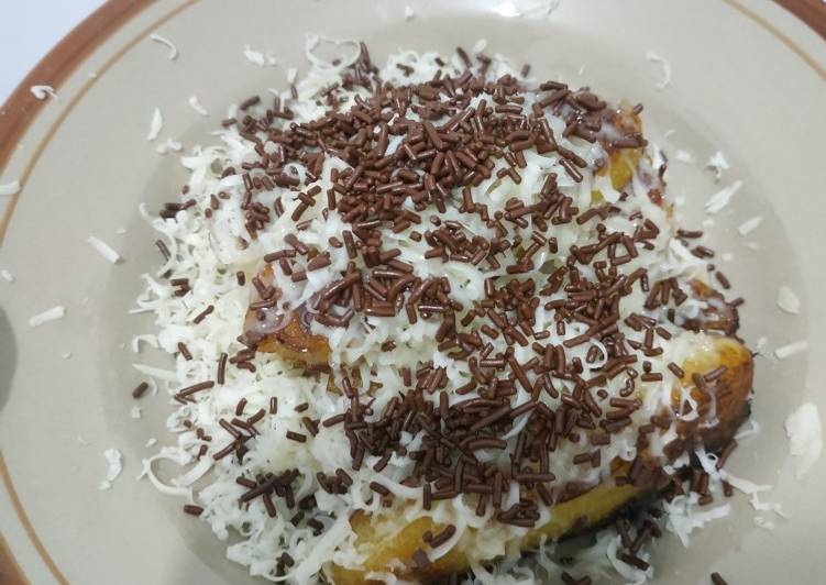 Pisang Coklat Keju