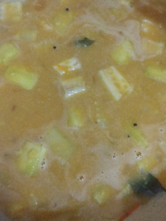சுரைக்காய் சாம்பார் (Suraikkai sambar recipe in tamil) செய்முறை முக்கிய புகைப்படம்