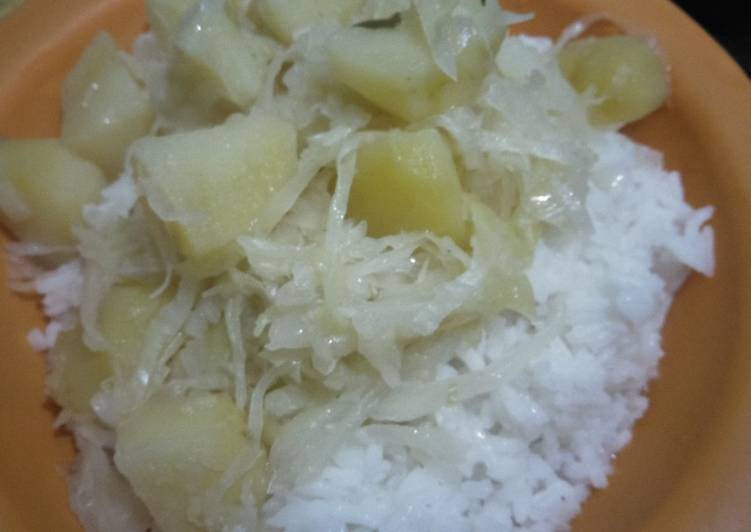 Waru stew with cabbage
