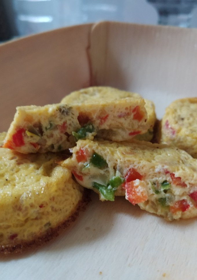 Una foto de 🌶️ Tortillitas de pimientos al horno