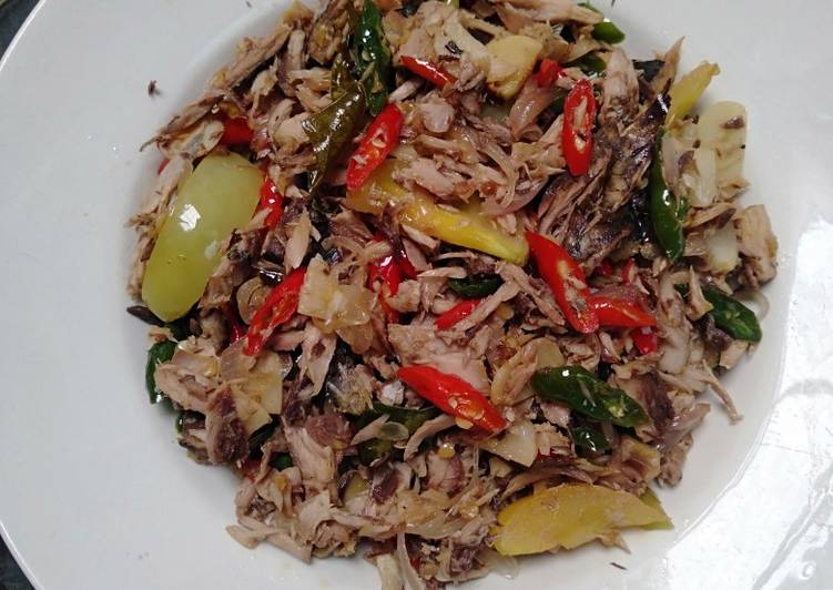 Tongkol Suwir Mercon