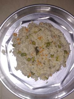 பிரைட் ரைஸ் (fried rice recipe in Tamil) செய்முறை முக்கிய புகைப்படம்