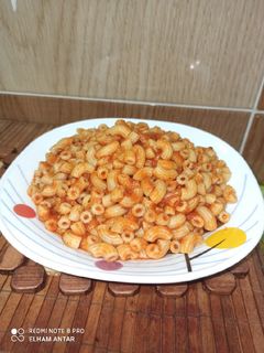 صورة لوصفة معكرونه بالصلصه والثوم