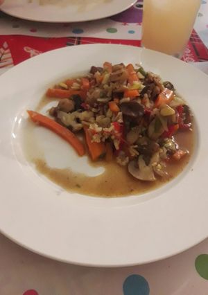 Una foto de Chapsui con arroz de coliflor