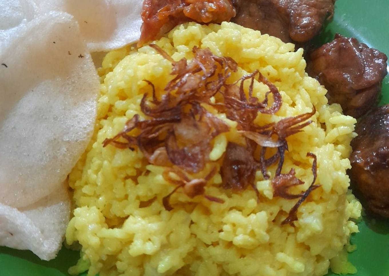Nasi kuning dari nasi sisa