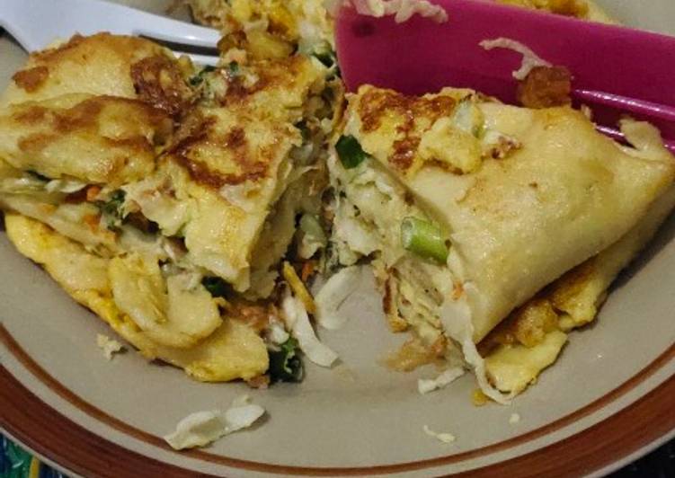 Bagaimana Menyiapkan Martabak telur sayur, Bisa Manjain Lidah