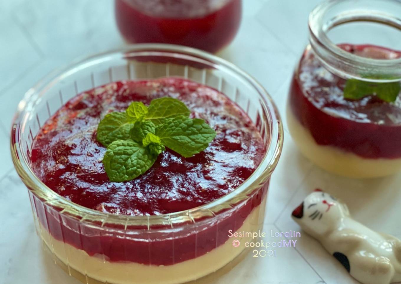 Danish Strawberry Pudding (Denmark 🇩🇰)