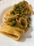 Tagliatelline pesce e piseli