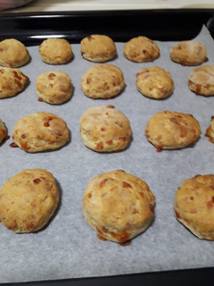 Una foto de Scones salados
