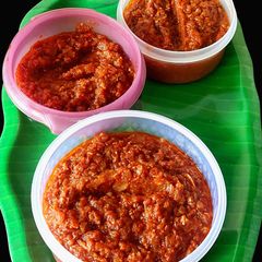 A picture of Pizza sauce.