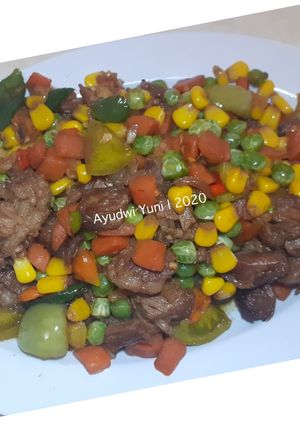 Foto resep Oseng Sapi Campur Campur