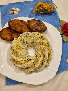 عکسی از دستور سبزی پلو با ماهی (چالش سال نو مبارک)