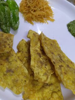 પાપડી ગાંઠિયા (Papdi Gathiya Recipe In Gujarati) રેસીપી મુખ્ય ફોટો