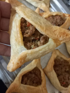 Una foto de Fatay / empanadas árabes